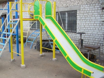 Детские горки - гарантия хорошего настроения малыша